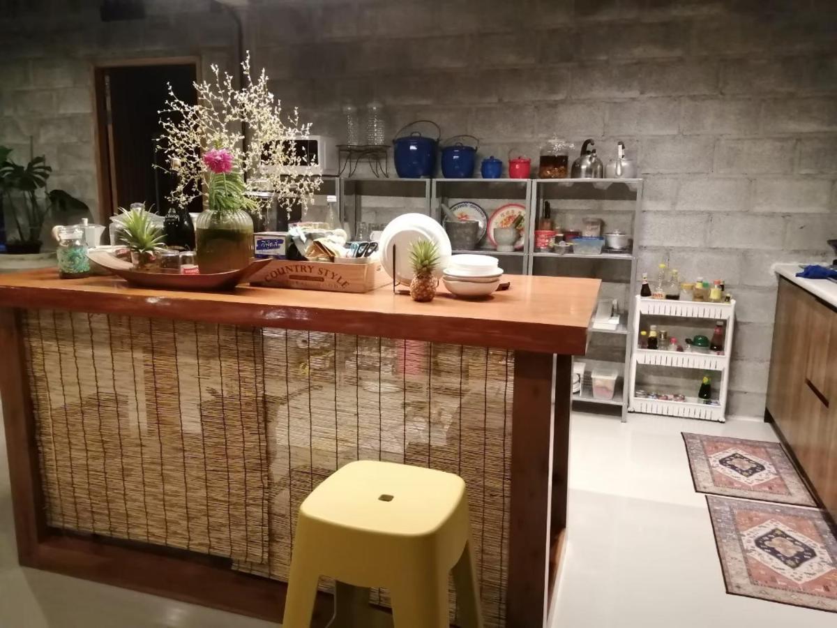The Box Promkiri Apartman Nakhon Szi Thammarat Kültér fotó