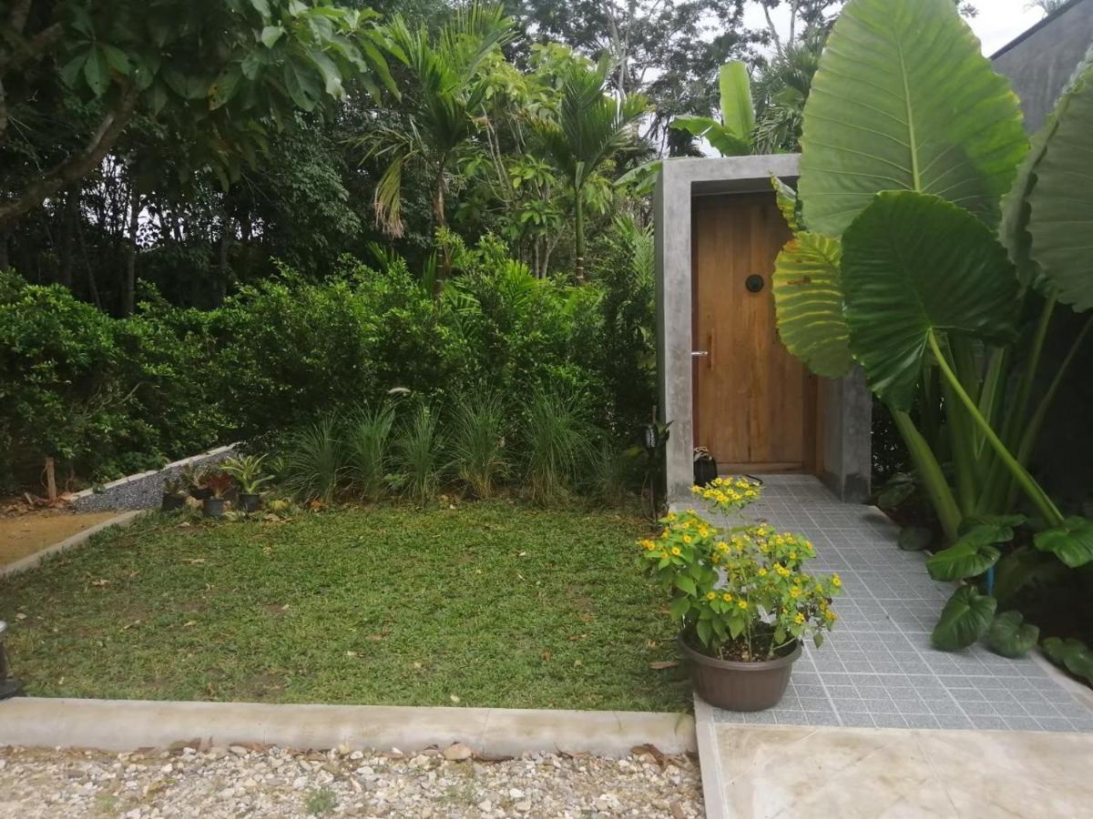 The Box Promkiri Apartman Nakhon Szi Thammarat Kültér fotó