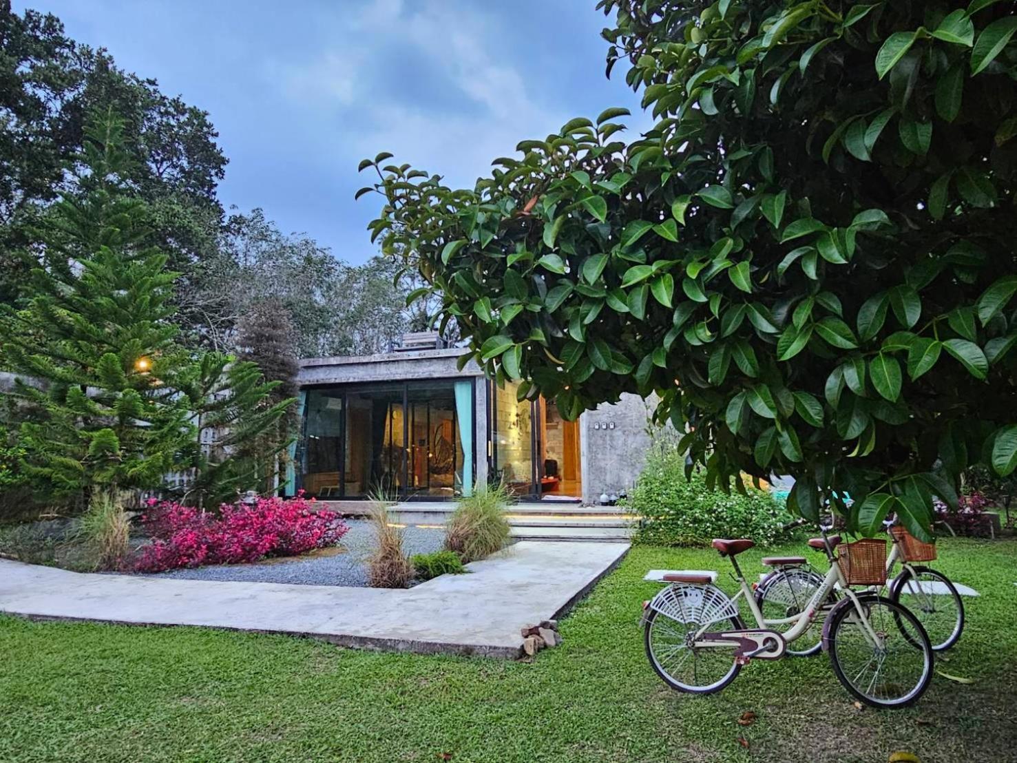 The Box Promkiri Apartman Nakhon Szi Thammarat Kültér fotó
