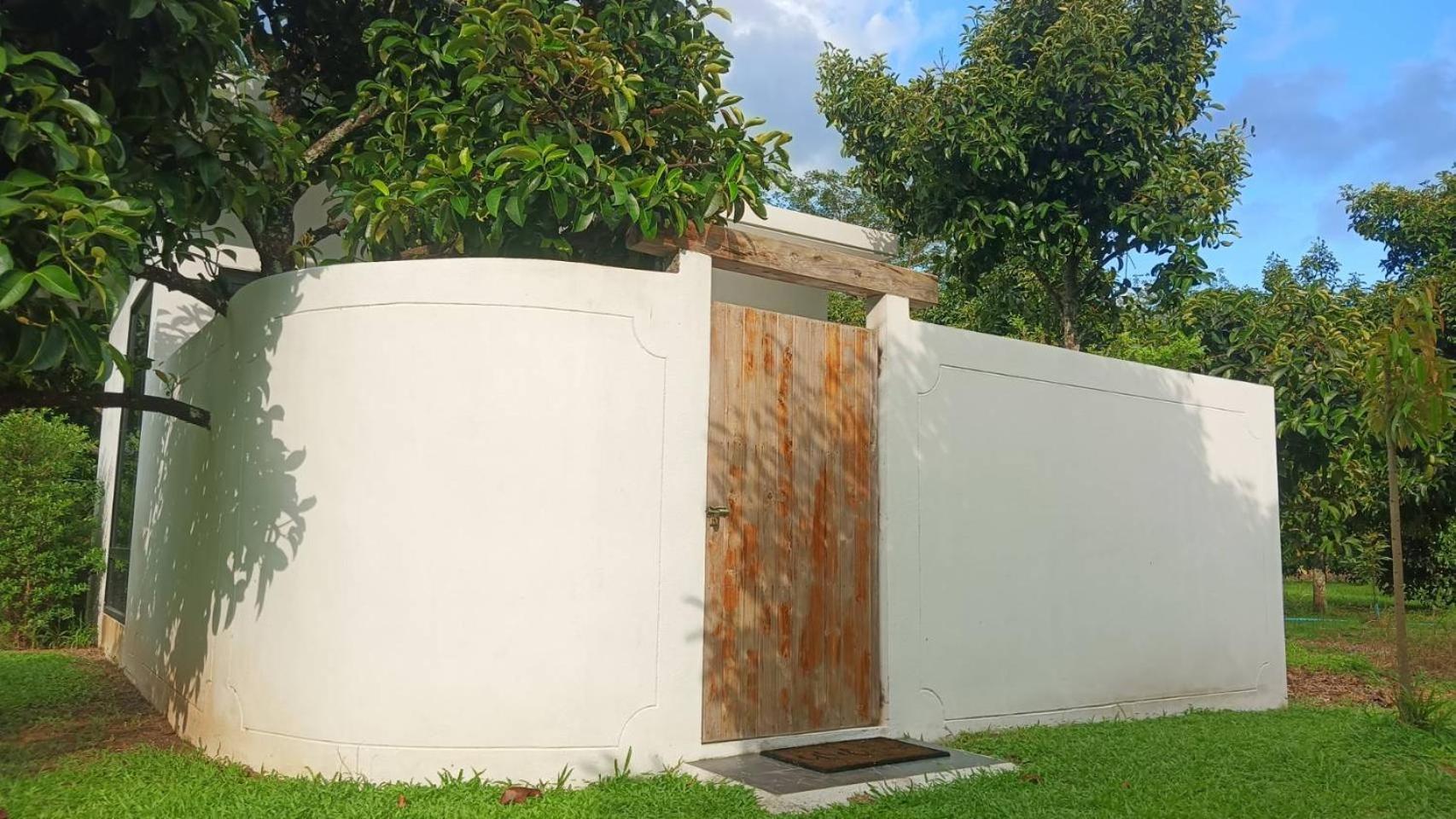 The Box Promkiri Apartman Nakhon Szi Thammarat Kültér fotó